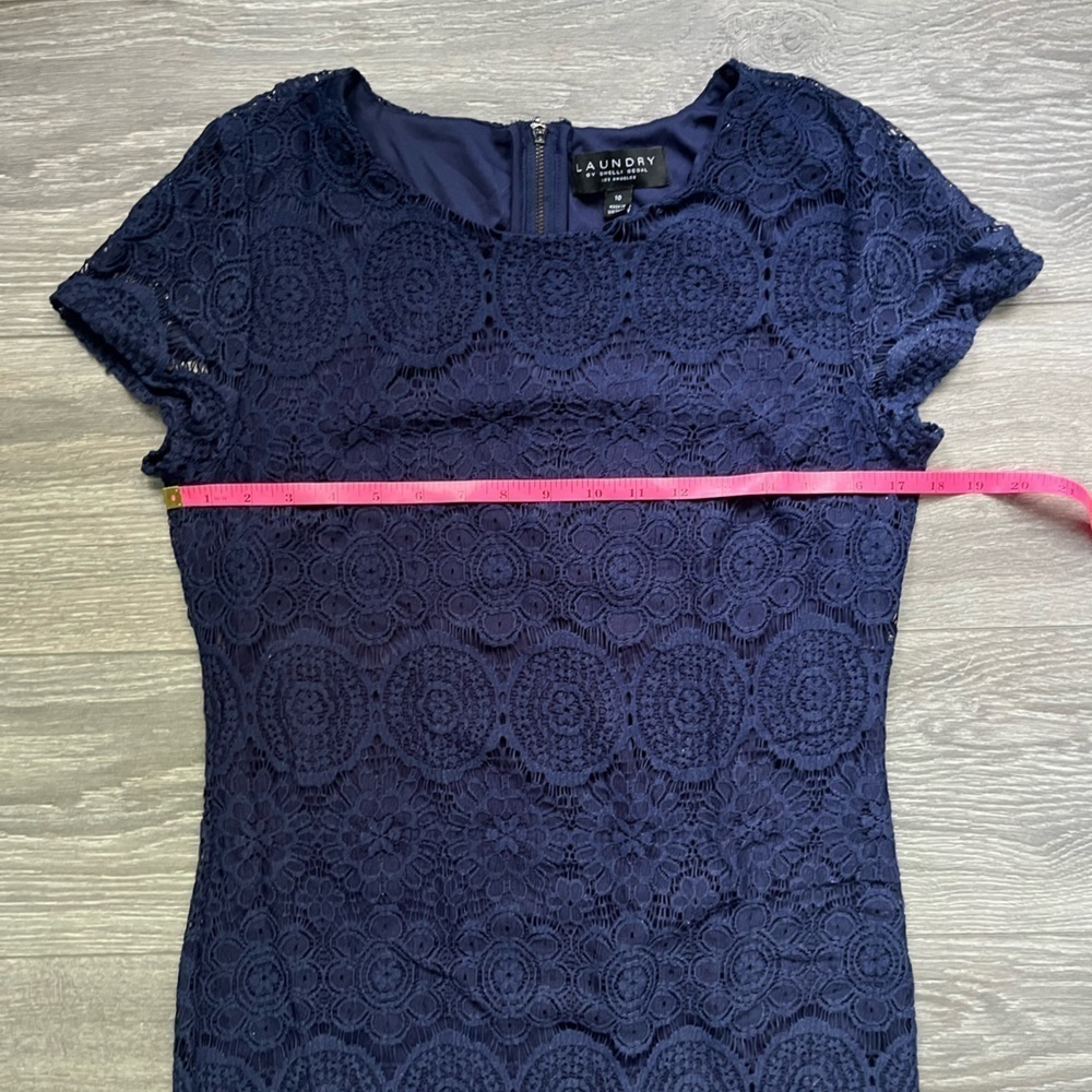 Laundry by Shelli Segal Navy Blue Lace Scalloped Cap Sleeve Work Dress Size 10 - Picture 5 of 8